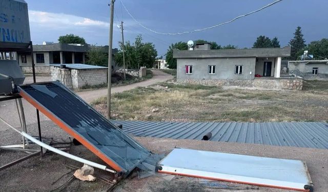 Şanlıurfa’da Fırtına Faciası Ucuz Atlatıldı