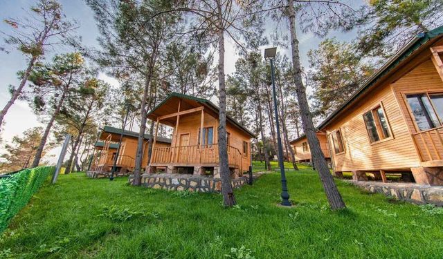 Urfa Bozova Bungalov Evleri Fiyatları 2026, Bozova Bungalov Evleri Telefon Numarası, Bozova Bungalov Evleri Rezervasyon