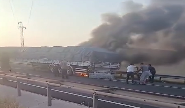 Şanlıurfa-Viranşehir Yolunda Korku Dolu Anlar! Alev Aldı