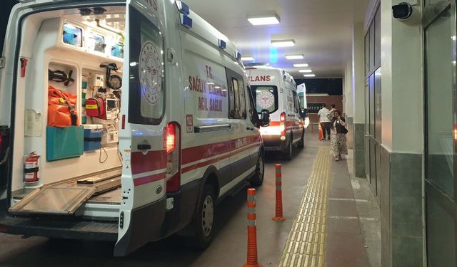 Şanlıurfa’da 18 Yaşındaki Genç Kız Yüksekten Düşerek Yaralandı