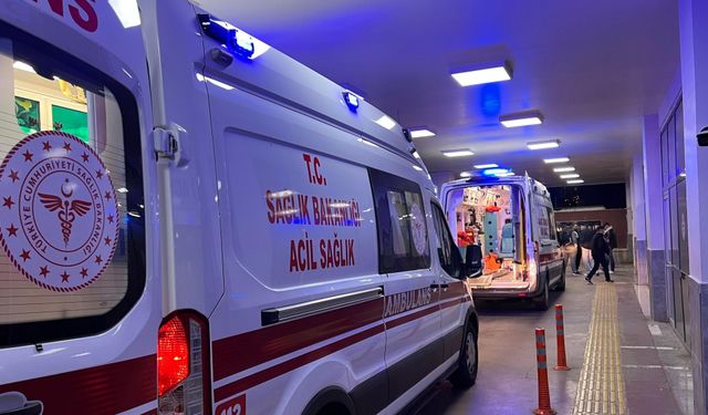 Şanlıurfa’da Bayram Akşamı Feci Kaza: 2 Kişi Ölümden Döndü