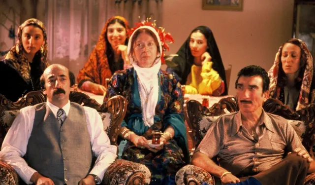 Vizontele Gerçek Mi, Kurgu Mu? Deli Emin, Televizyon Ve Kasabanın Asıl Hikâyesi