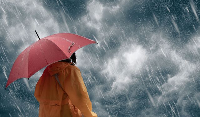Meteoroloji 28 İli Uyardı: Sağanak Yağış Geliyor