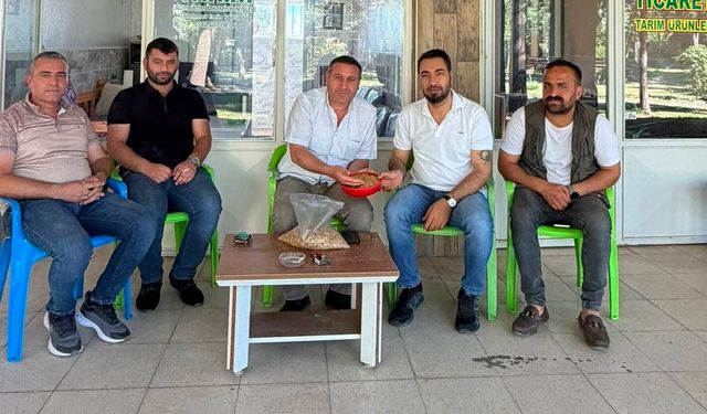 Şanlıurfa’da Sezonun İlk Buğdayı Satıldı! İşte Alıcı Ve Fiyat