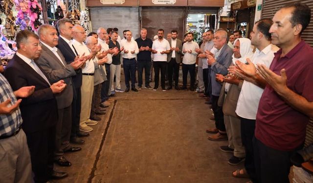 Şanlıurfa’da 800 Yıllık Gelenek Yaşatılıyor! Esnaf Her Sabah Duayla Açıyor