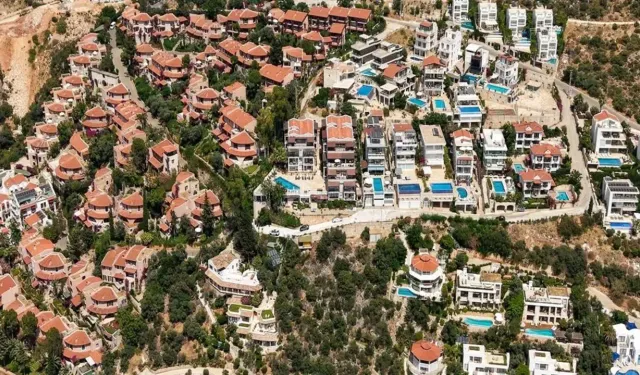 Antalya'da Villa Kiralama Fiyatları 2026: Günlük, Haftalık, Havuzlu, Lüks, Muhafazakar Villa Tatili Ne Kadar?