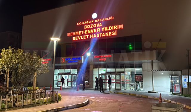 Bozova’daki Parkta İki Grup Birbirine Girdi: 2 Genç Bıçaklandı
