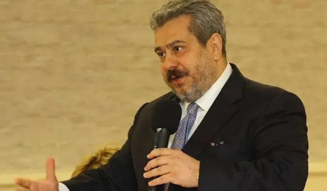 Fatih Bucak, Kadir İnanır İle Yıllar Önce Çekilen Fotoğraflarını Paylaştı