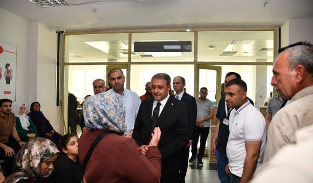 Şanlıurfa Valisi Hasan Şıldak Siverek Devlet Hastanesini Denetledi