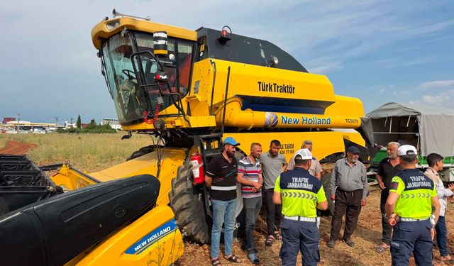 Şanlıurfa'da Jandarmadan Hasat Sezonunda Traktör ve Biçerdöver Denetimi