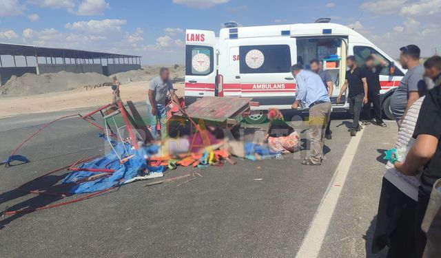 Suruç’ta Kamyon İle Elektrikli Motosiklet Çarpıştı: Anne ve 2 Çocuk Ağır Yaralandı