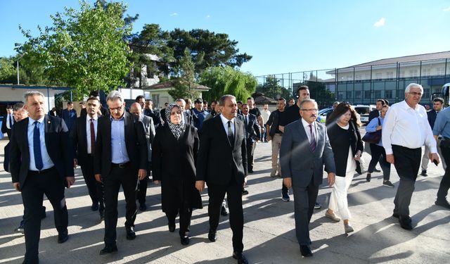 TBMM Komisyonu, Siverek’teki Okul Saldırısını Yerinde İnceledi