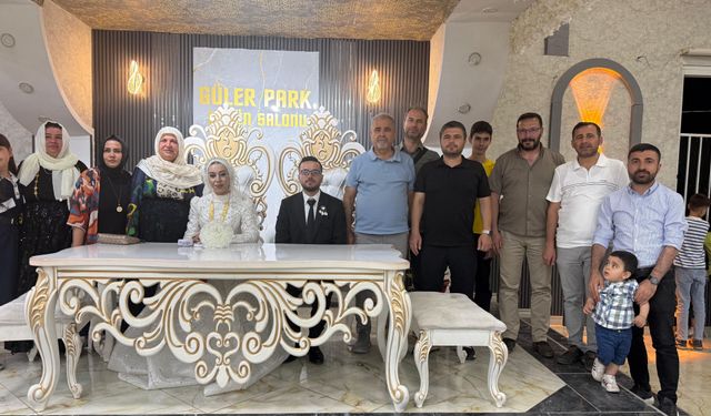 Şanlıurfa’da Turap ve Yılmaz Çiftinin Mutlu Günü: Başkan Aslan Yalnız Bırakmadı