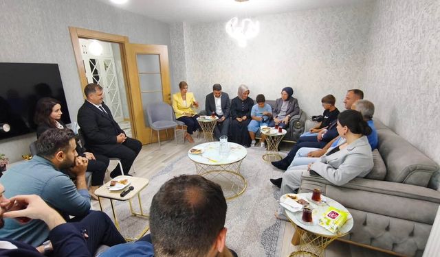 ir Çocuğun Geleceğini Değiştiriyorlar! Şanlıurfa’da Anlamlı Ziyaret