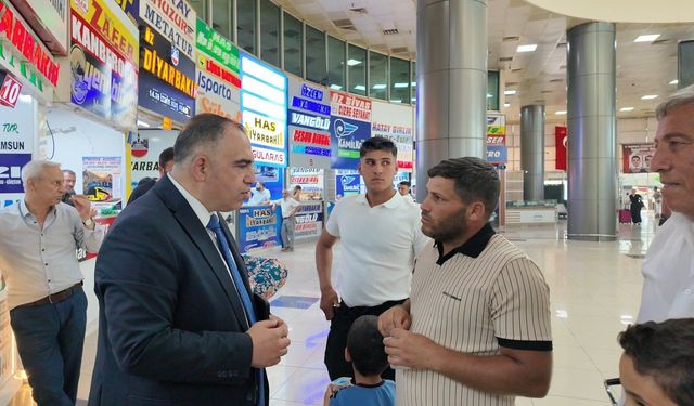 Mehmet Ali Kurt, Şanlıurfa Otogarı'nda Esnaf ve Vatandaşlarla Buluştu