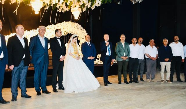 Şanlıurfa'da Zeynel Demirbilek ile Merve Alav Dünya Evine Girdi