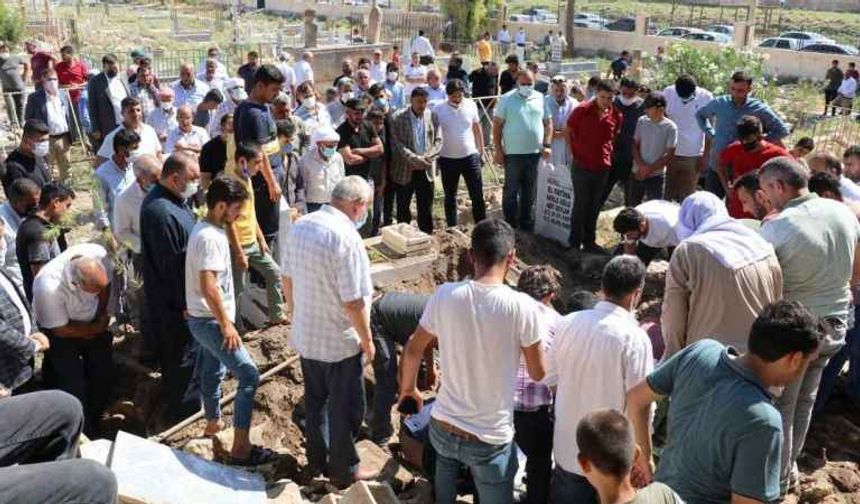 Şanlıurfa’da vefat eden 3 kişi Eyyübiye’de defnedildi!