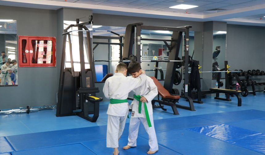 Judo Kursuna Çocuklardan Yoğun İlgi