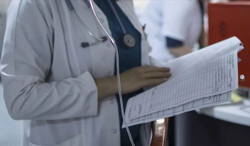 14 Mart Doktorlar Greve mi, Tatilde mi? Bugün Neden Doktorlar Greve Çıktı, Doktorlar Çalışacak mı?
