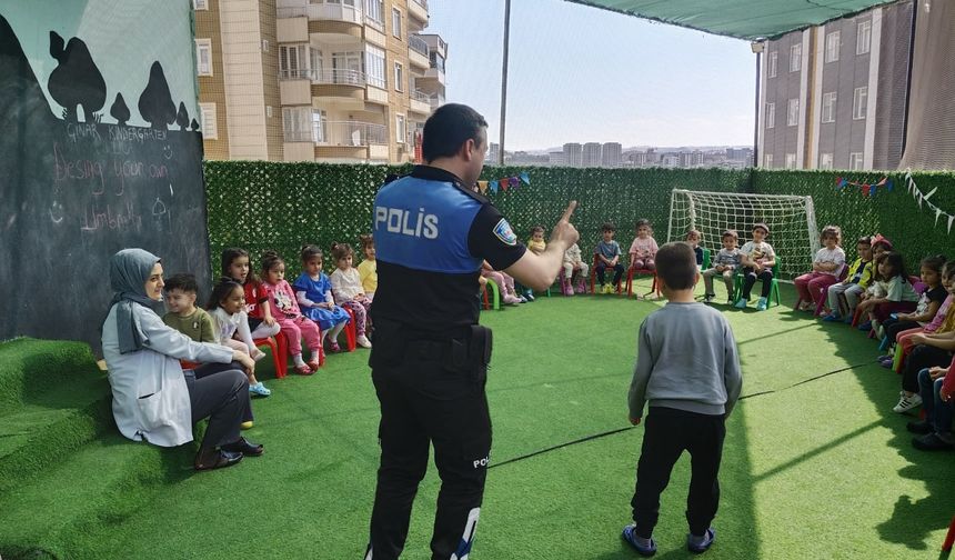 Şanlıurfa Polisi Kreş Öğrencileriyle Buluştu