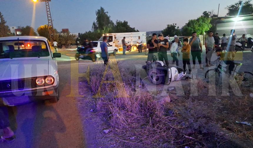 Şanlıurfa Birecik'te Motosiklet ile Otomobil Çarpıştı: 2 Kişi Yaralandı!