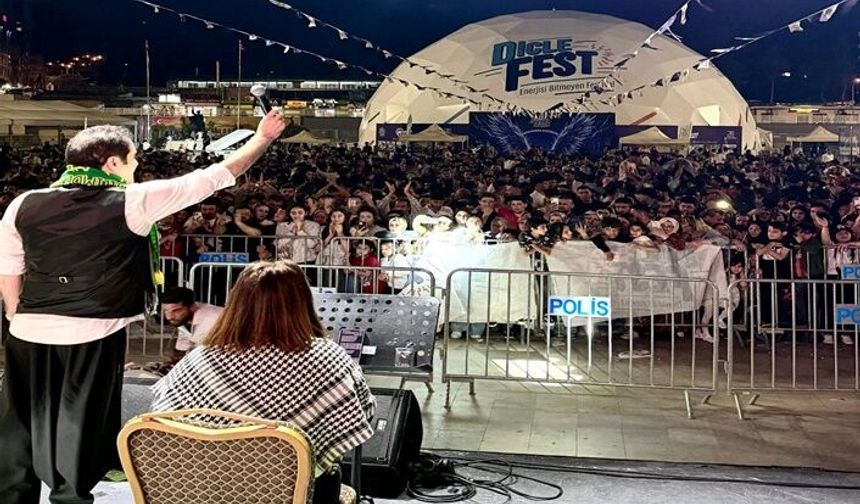 Şanlıurfa’da Zekeriya Ünlü Konseri DicleFest’e Damga Vurdu