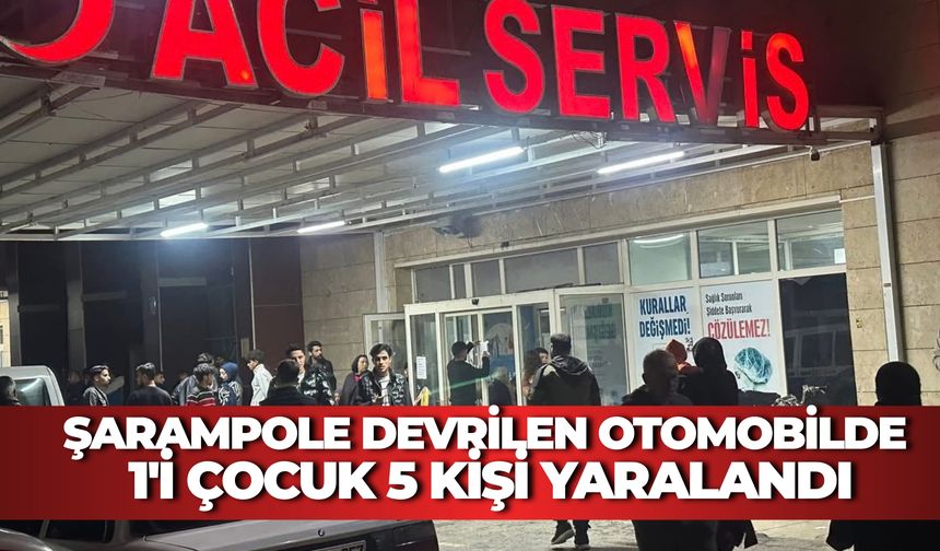 Akçakale'de Şarampole Devrilen Otomobilde 1'i Çocuk 5 Kişi Yaralandı