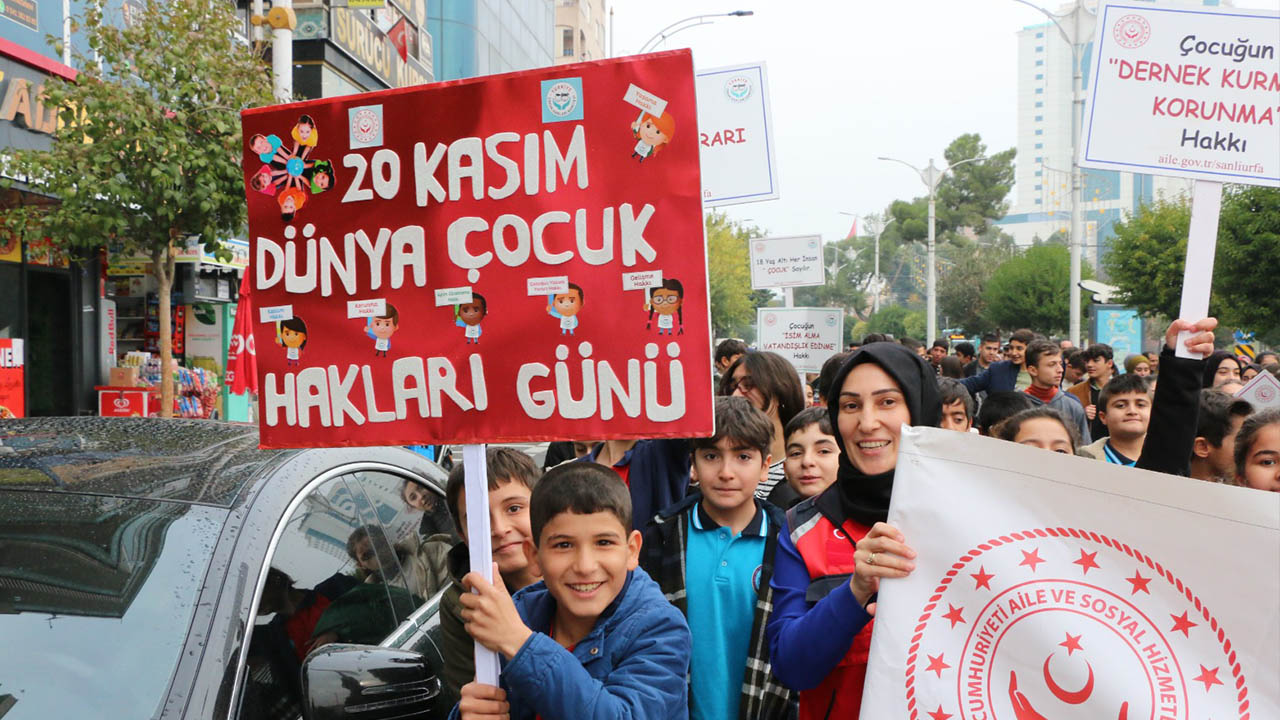 Şanlıurfa’da Farkındalık Yürüyüşü (1)