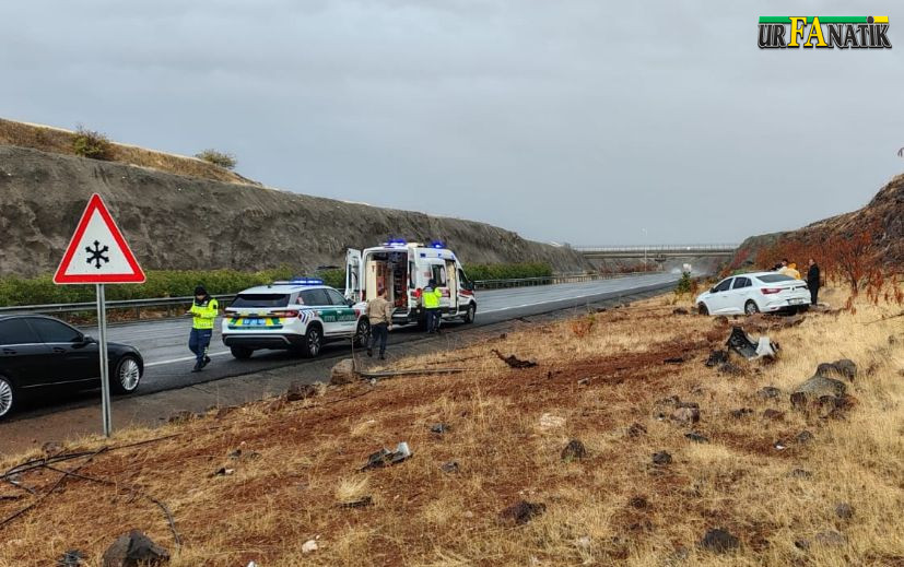 GAZİANTEP – ŞANLIURFA YOLUNDA KAZA Direksiyon hakimiyetini kaybetti…-1