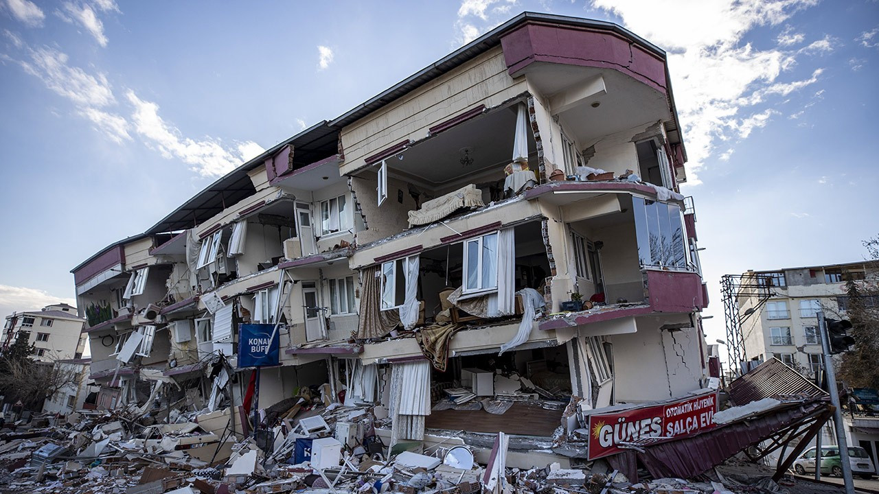 Deprem Bölgesi İçin Ayrılan Süre Sona Erdi (4)