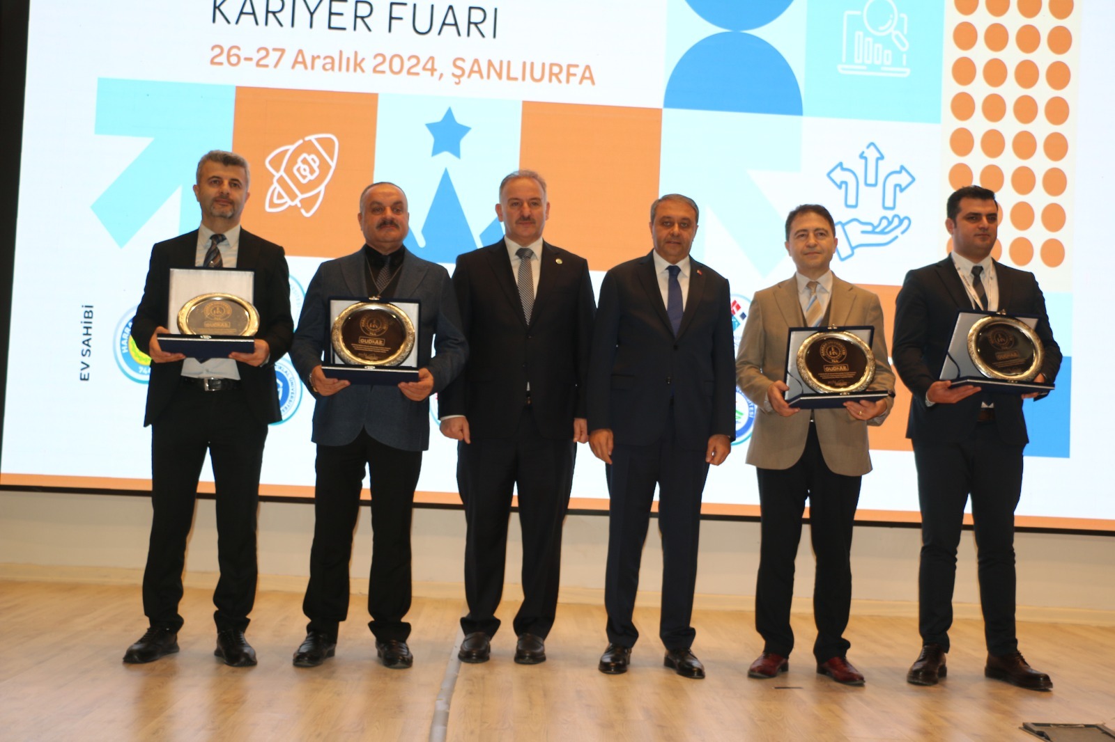 Güneydoğu Kariyer Fuarı’nda Depsaş Enerji’ye Anlamlı Plaket