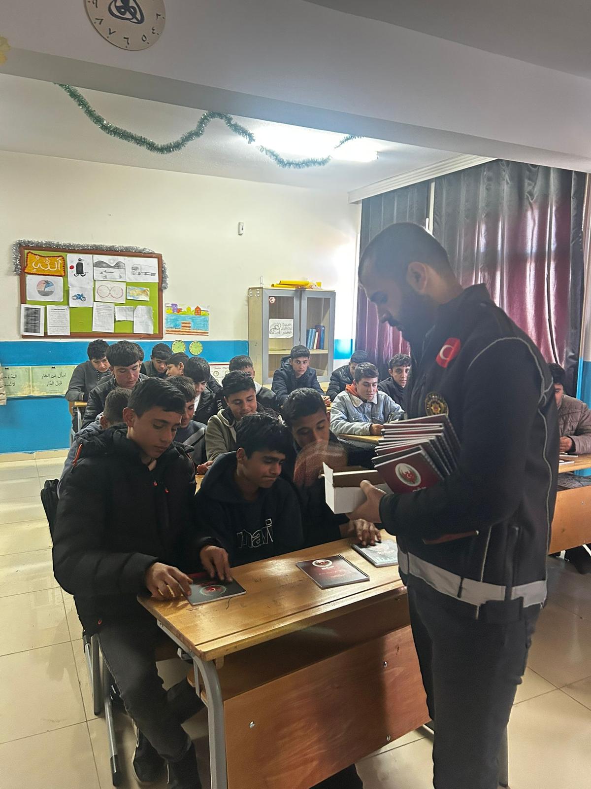 Şanlıurfa Polisi’nden Öğrencilere Güvenlik Semineri (1)