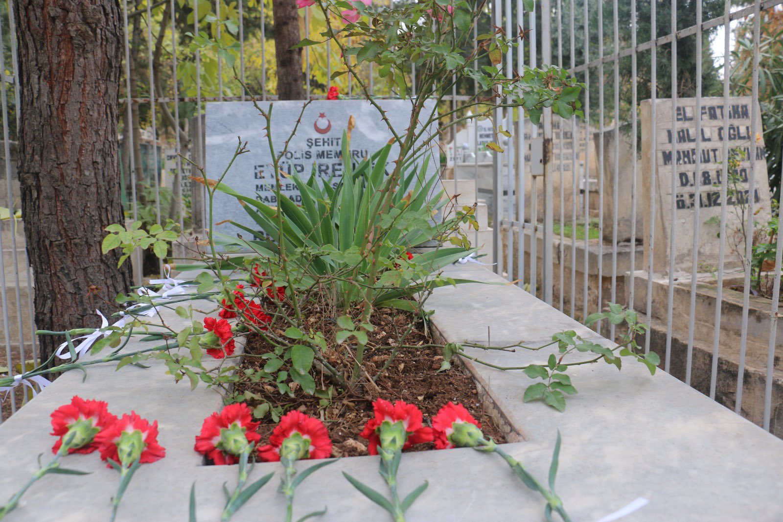 Şehit Polis Eyüp İrencik, 30. Yıl Dönümünde Anıldı (1)