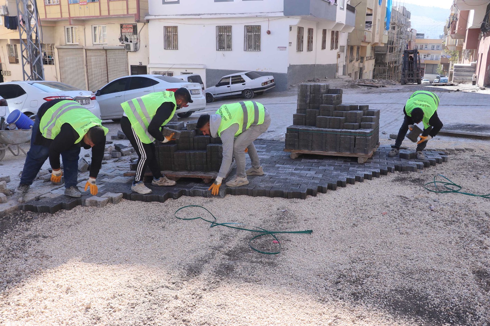 Ahmet Yesevi Ve Süleymaniye’de Hummalı Üstyapı Çalışmaları-1