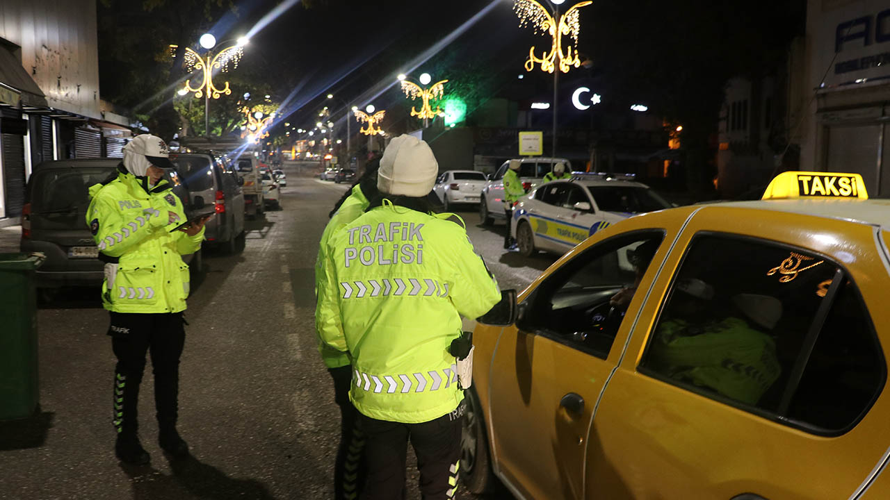 Yılbaşı Öncesi Şanlıurfa’da Alkollü Denetim Artırıldı (7)