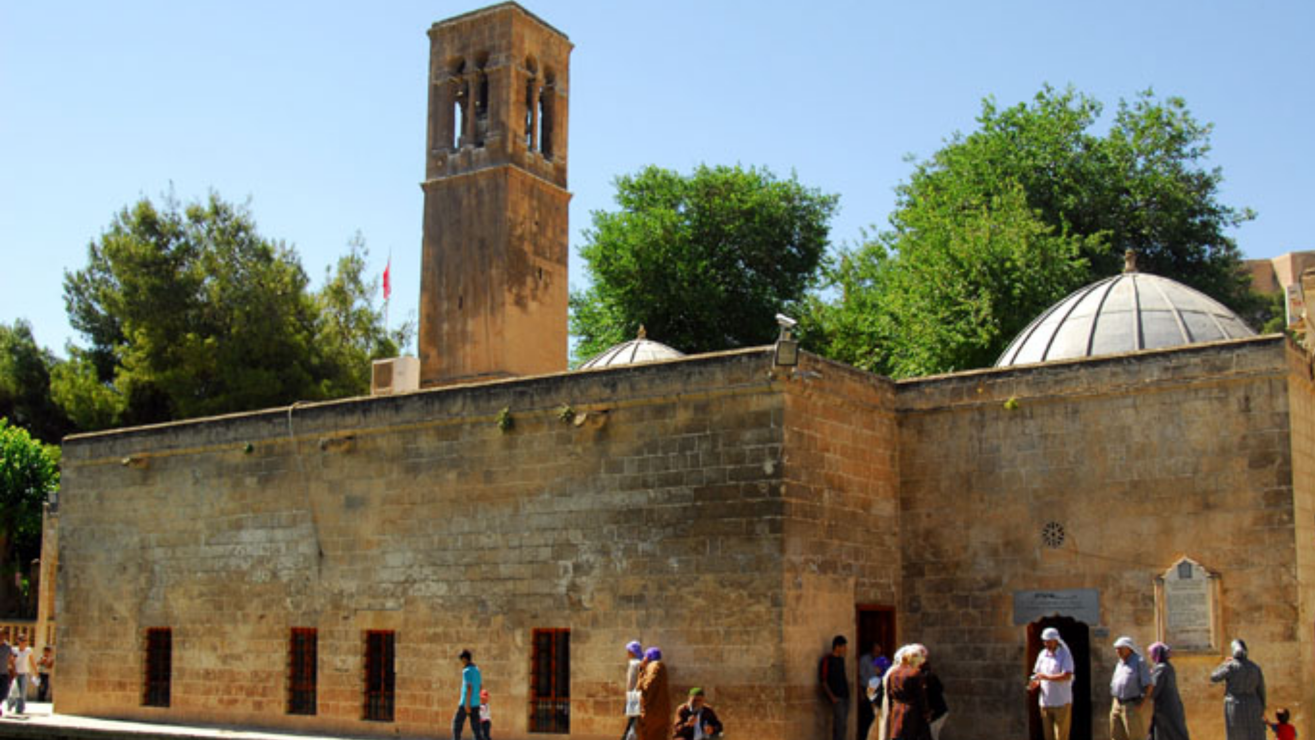 Döşeme Cami