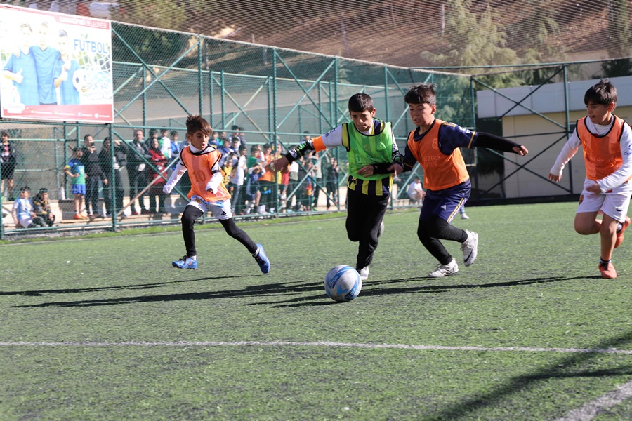 Kköprübld Karaköprü'de Çocuklar Futbol Turnuvasında Kaynaşıyor (1)-1