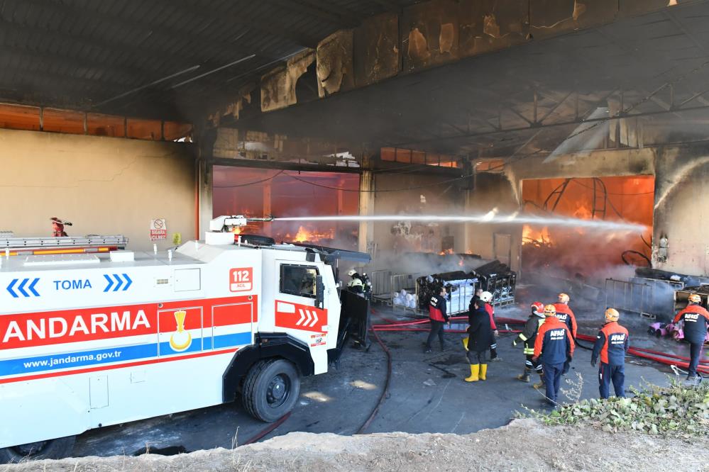 Şanlıurfa Organize Sanayi Bölge Müdürlüğünden Yangın Açıklaması (1)