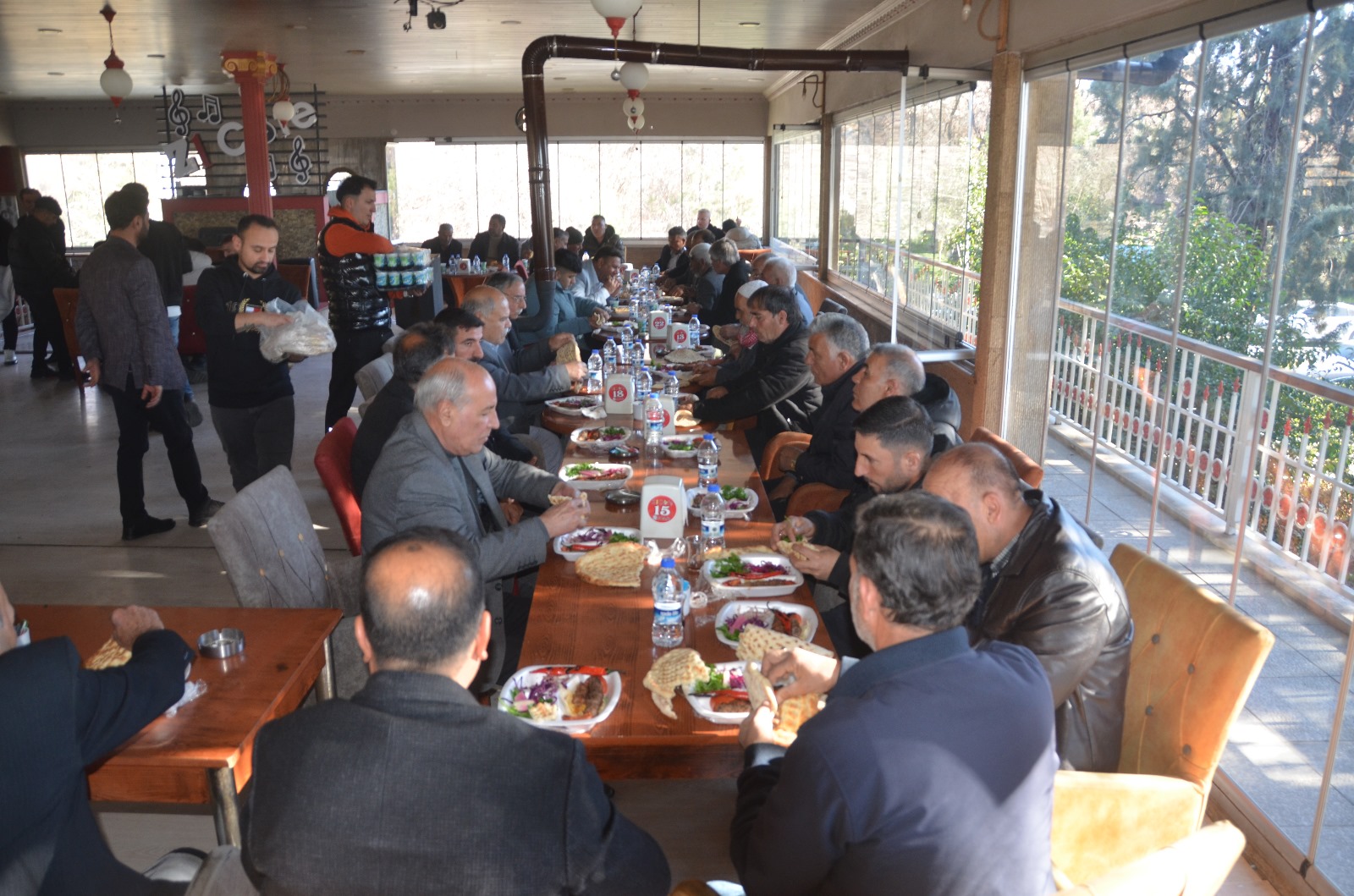 Şanlıurfa’da 3 Yıl Süren Husumet Barış Yemeğiyle Sona Erdi (1)