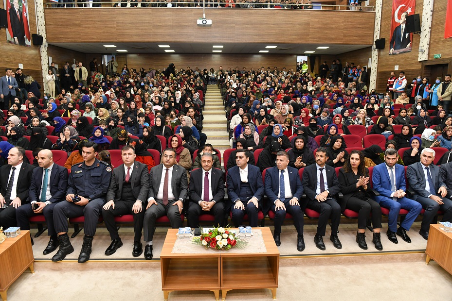 Şanlıurfa'da 900 Uyuşturucu Satıcısı Tutuklandı (1)