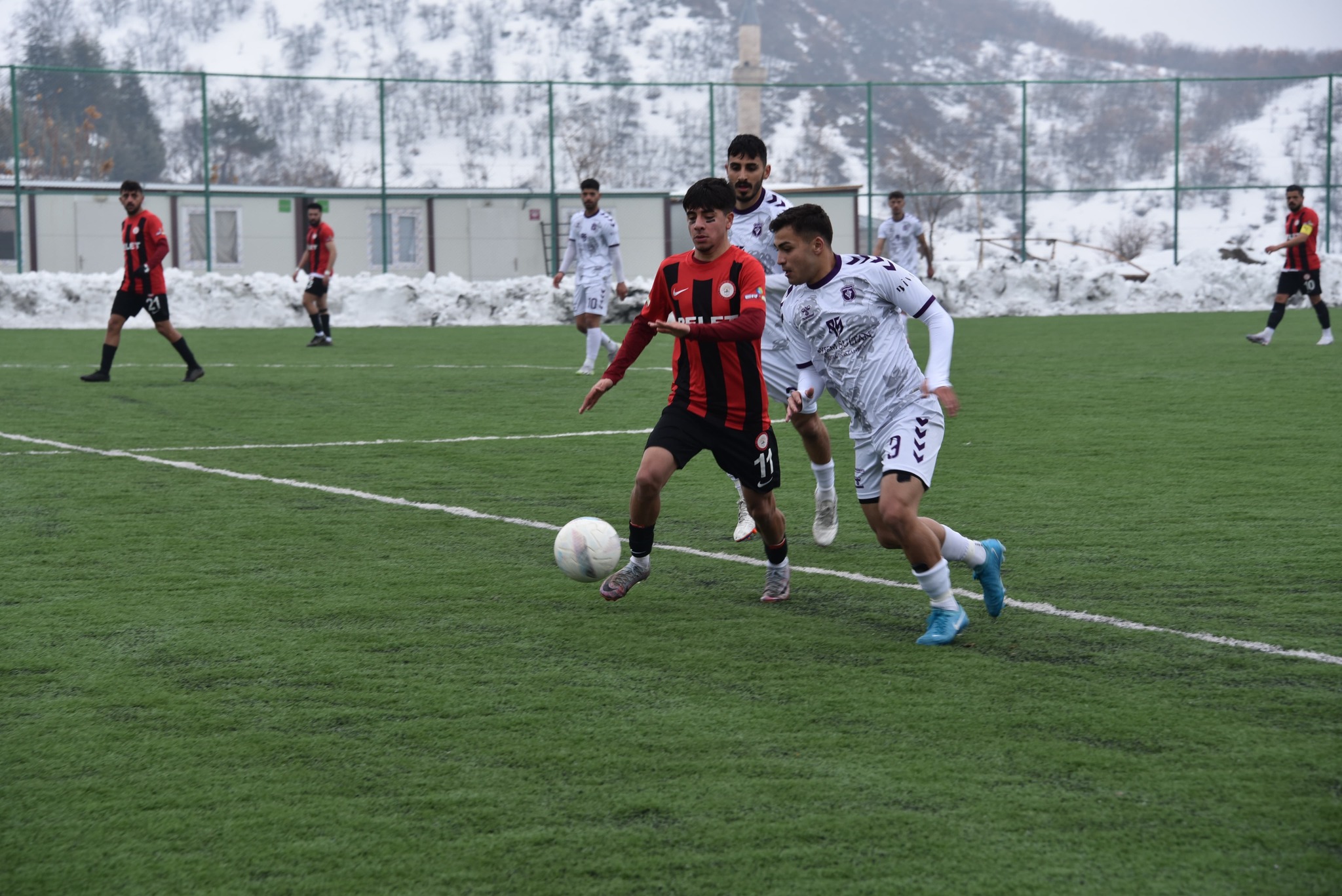 Bölgesel Amatör Li̇g’de Si̇verek Beledi̇yespor’a Ceza Yağdi! (5)