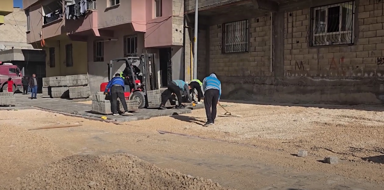 Direkli Mahallesi’nde Yol Çalışmaları Tamamlanıyor-1