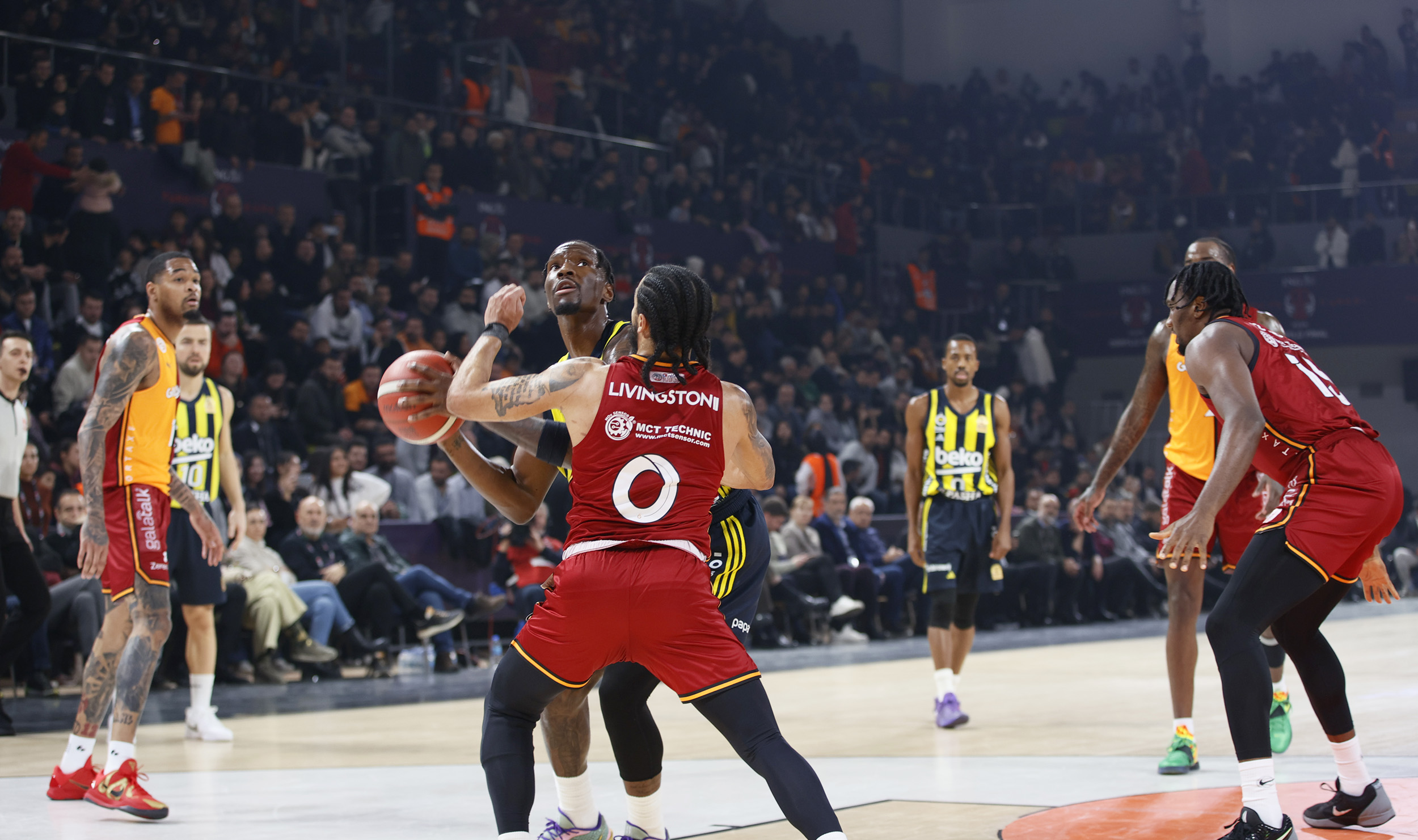 Fenerbahçe, Şanlıurfa’da Galatasaray'ı Yenerek Finale Yükseldi (4)