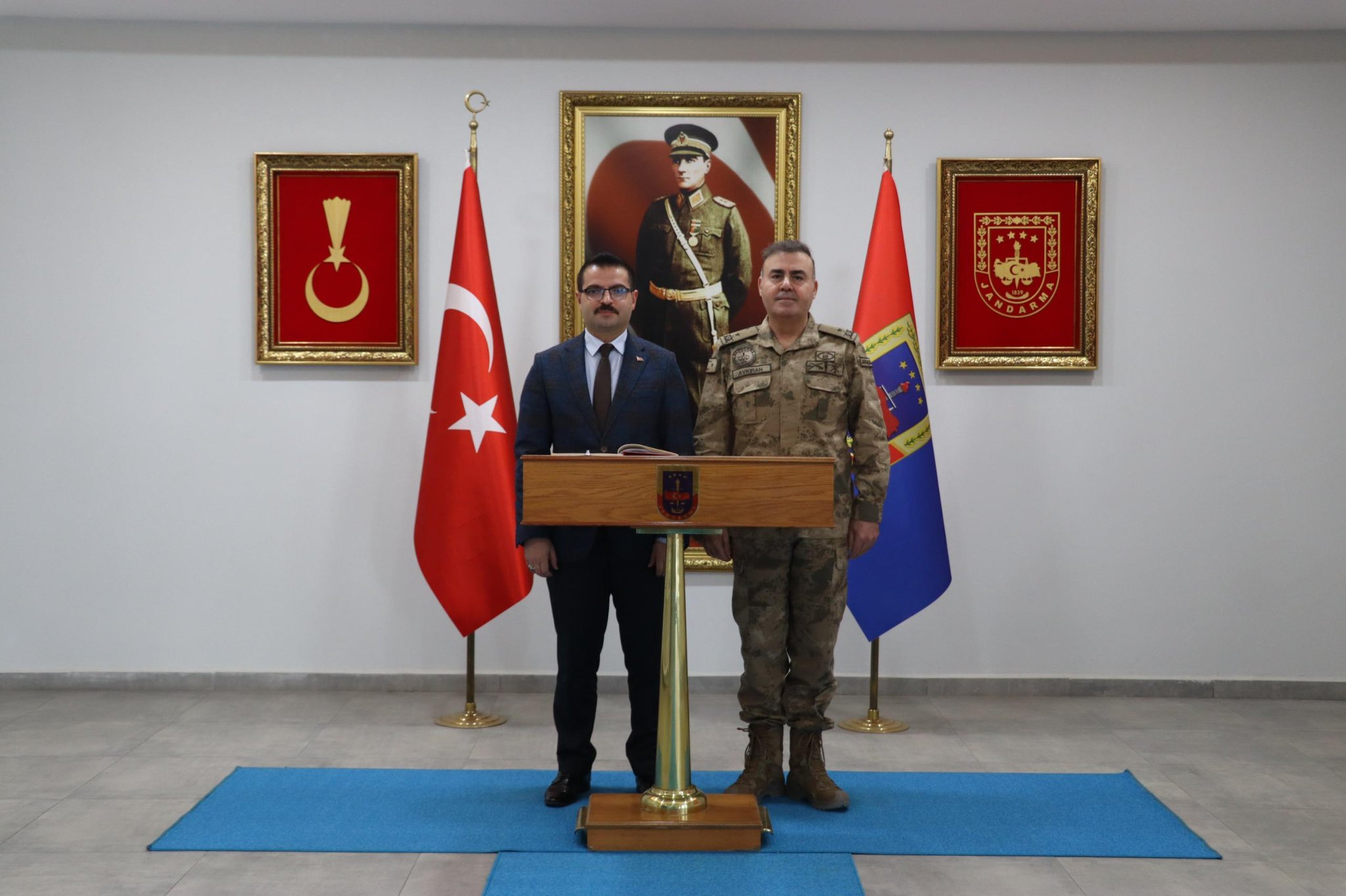 Harran Kaymakamı, İl Jandarma Komutanı Ve Emniyet Müdürünü Ziyaret Etti (1)