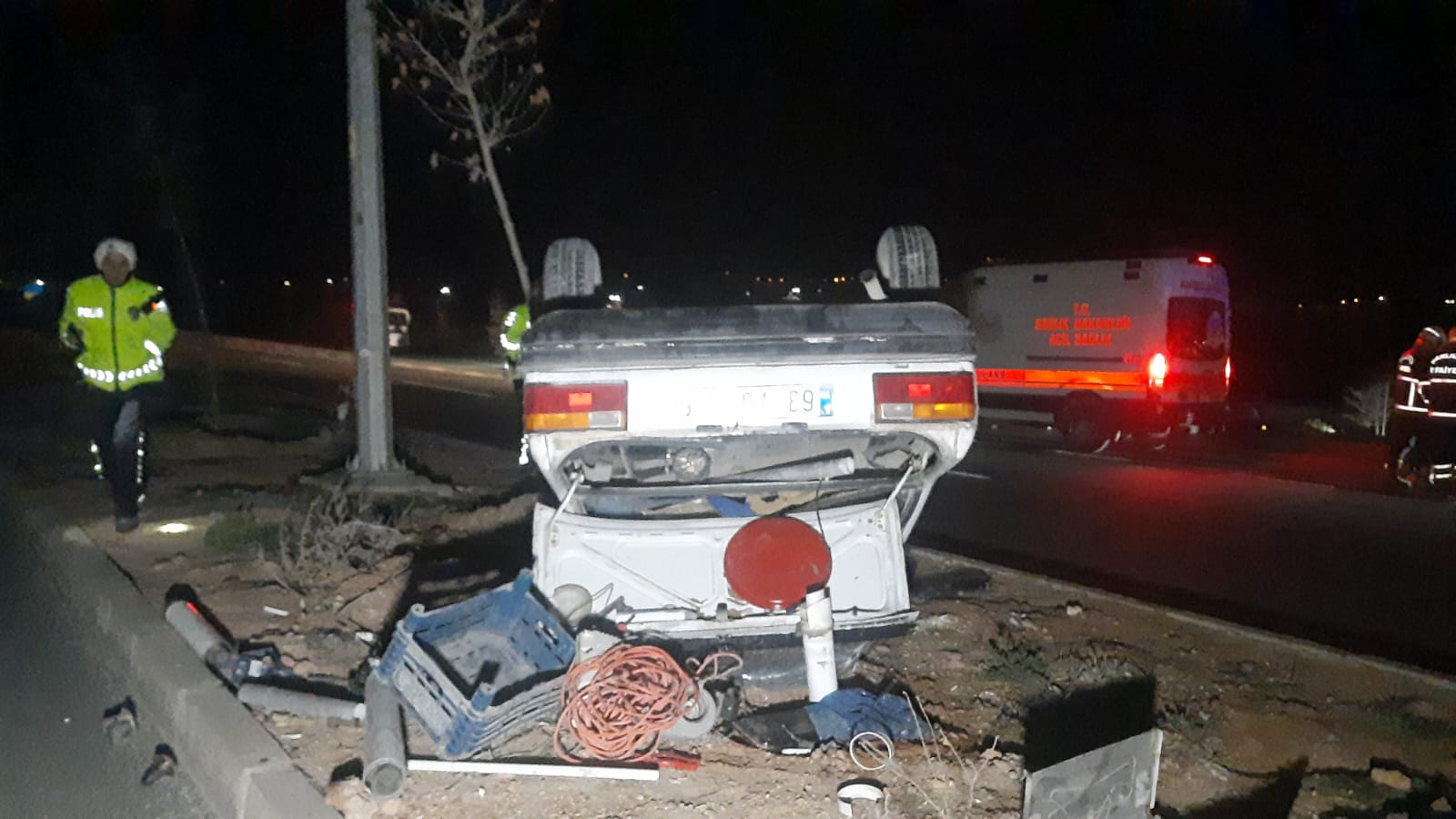 Kuzey Batı Çevre Yolu'nda Otomobil Takla Attı (2)