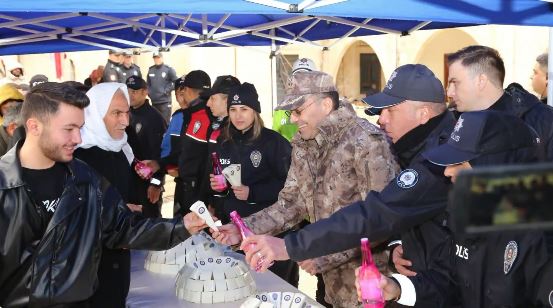 Şanlıurfa Emniyeti, Depremde Kaybedilenler İçin Mevlit Okuttu (3)