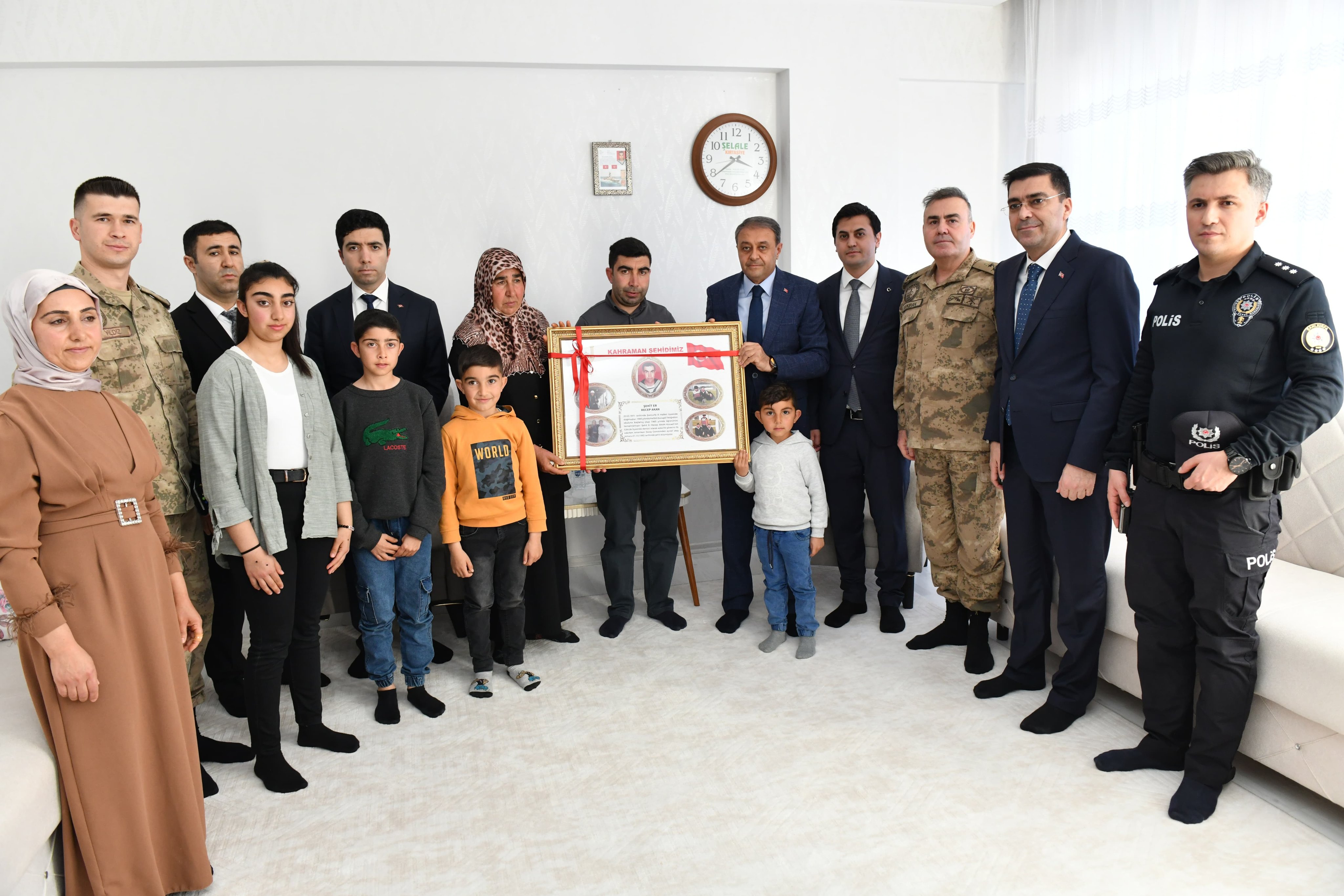 Şanlıurfa Valisi Hasan Şıldak, Halfeti’de Bir Dizi İncelemelerde Bulundu (11)