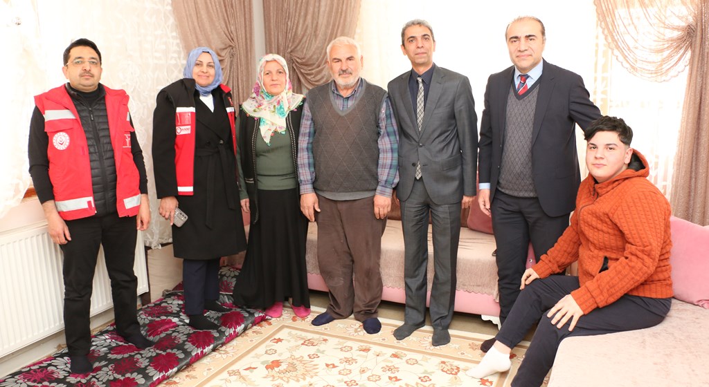 Şanlıurfa’da “Aile Yılı” Kapsamında Asırlık Çınarlara Ziyaret (3)