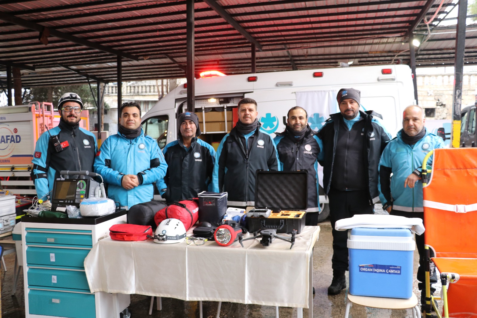 Şanlıurfa'da Ekipler, Deprem Anında Yaşadıklarını Anlattı (1)