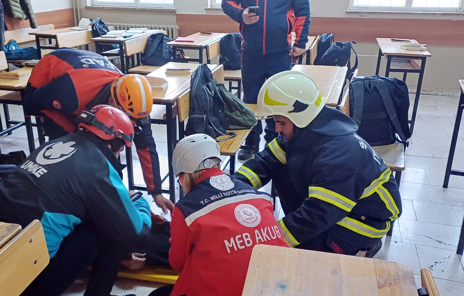 Şanlıurfa İl Sağlık Müdürlüğü’nden Deprem Haftası Etkinliği-1